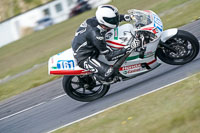 brands-hatch-photographs;brands-no-limits-trackday;cadwell-trackday-photographs;enduro-digital-images;event-digital-images;eventdigitalimages;no-limits-trackdays;peter-wileman-photography;racing-digital-images;trackday-digital-images;trackday-photos